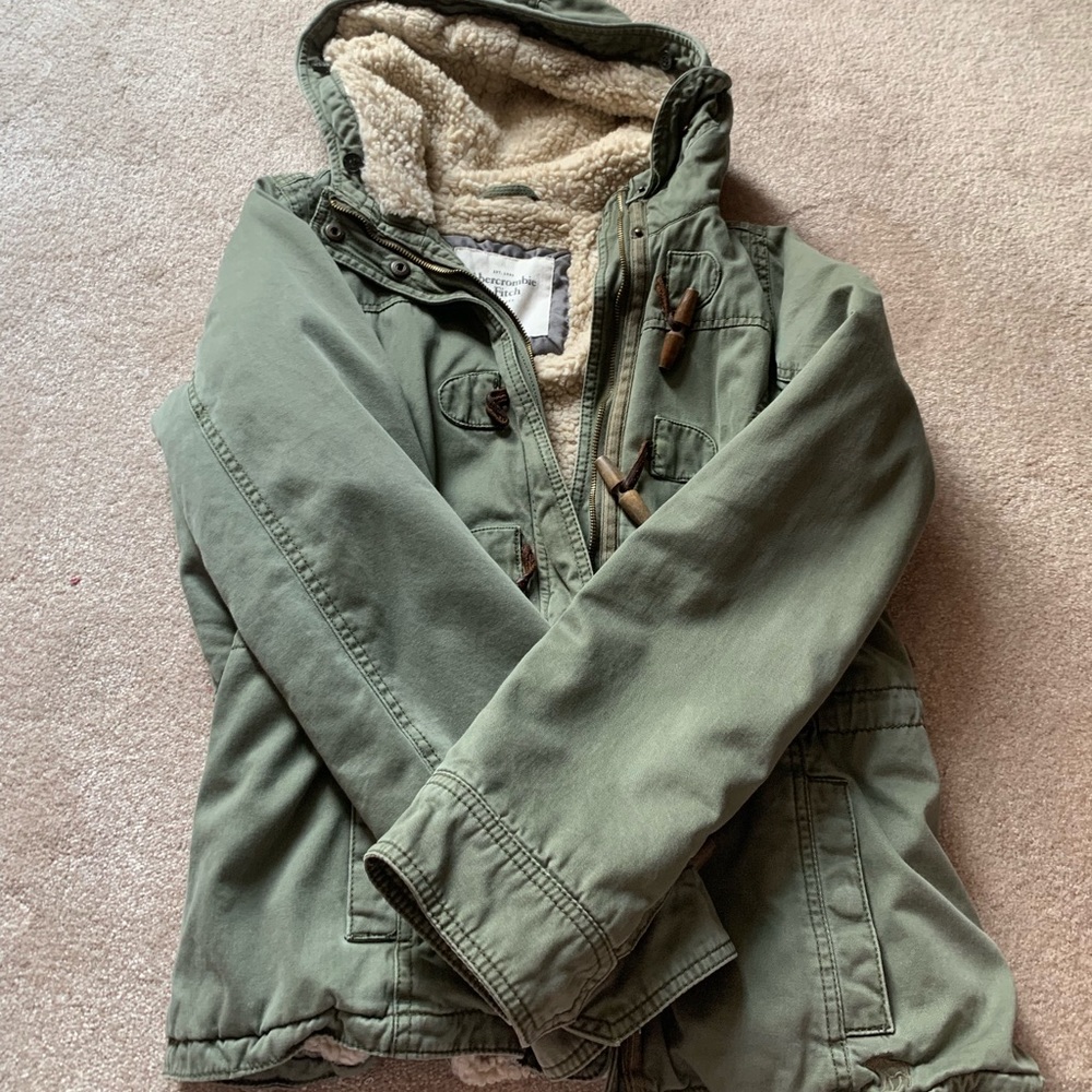 Abercrombie & Fitch winter jacket green